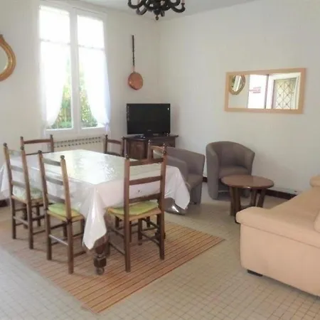 Villa House Abatilles
